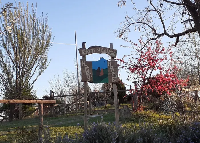 Дом отдыха Gatti Di Langa